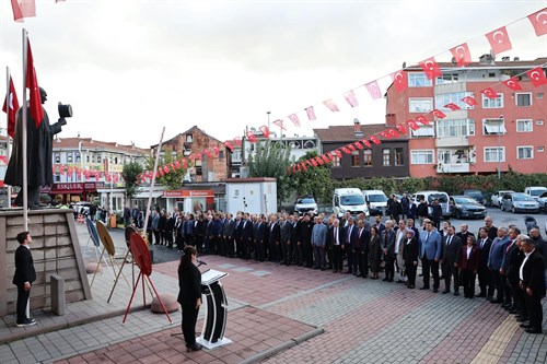 19 Ekim Muhtarlar Günü Kutlama Programı Atatürk Anıtına Çelenk Sunma Töreni