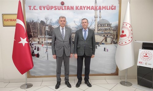 Eski Valilerimizden Sn. Enis Yeter Kaymakam Dr. Arslan Yurt'u Ziyaret Etti